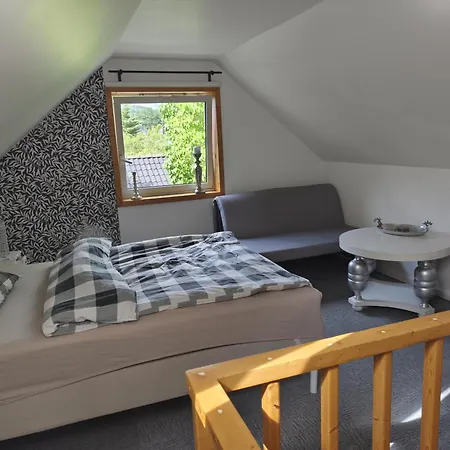 Tween House With Terasse *